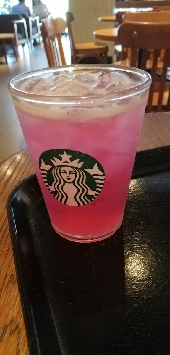 Starbucks Ayala Malls Serin Tagaytay - Photo 8