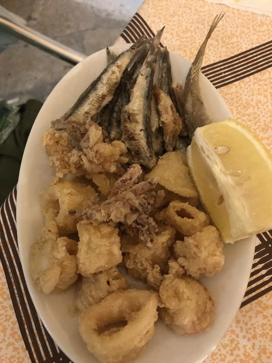 Osteria Pugliese - Photo 7