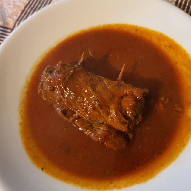 Meat Rolls in Tomato Sauce