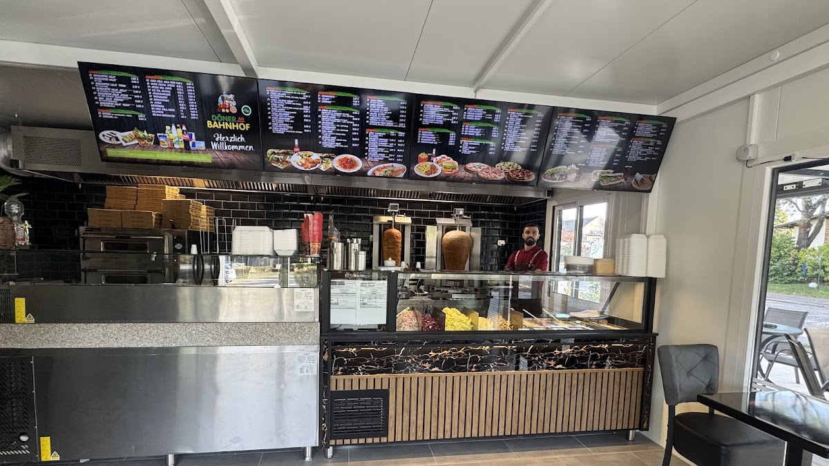 Döner am Bahnhof