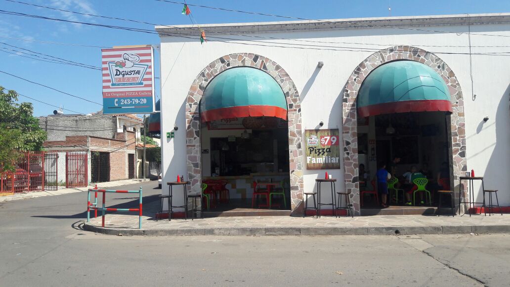 D'Gusta Pizza