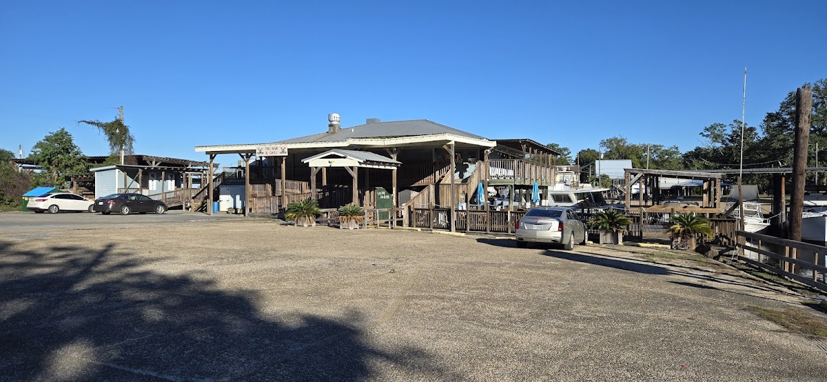 Tiki Restaurant Lounge and Marina - Photo 5