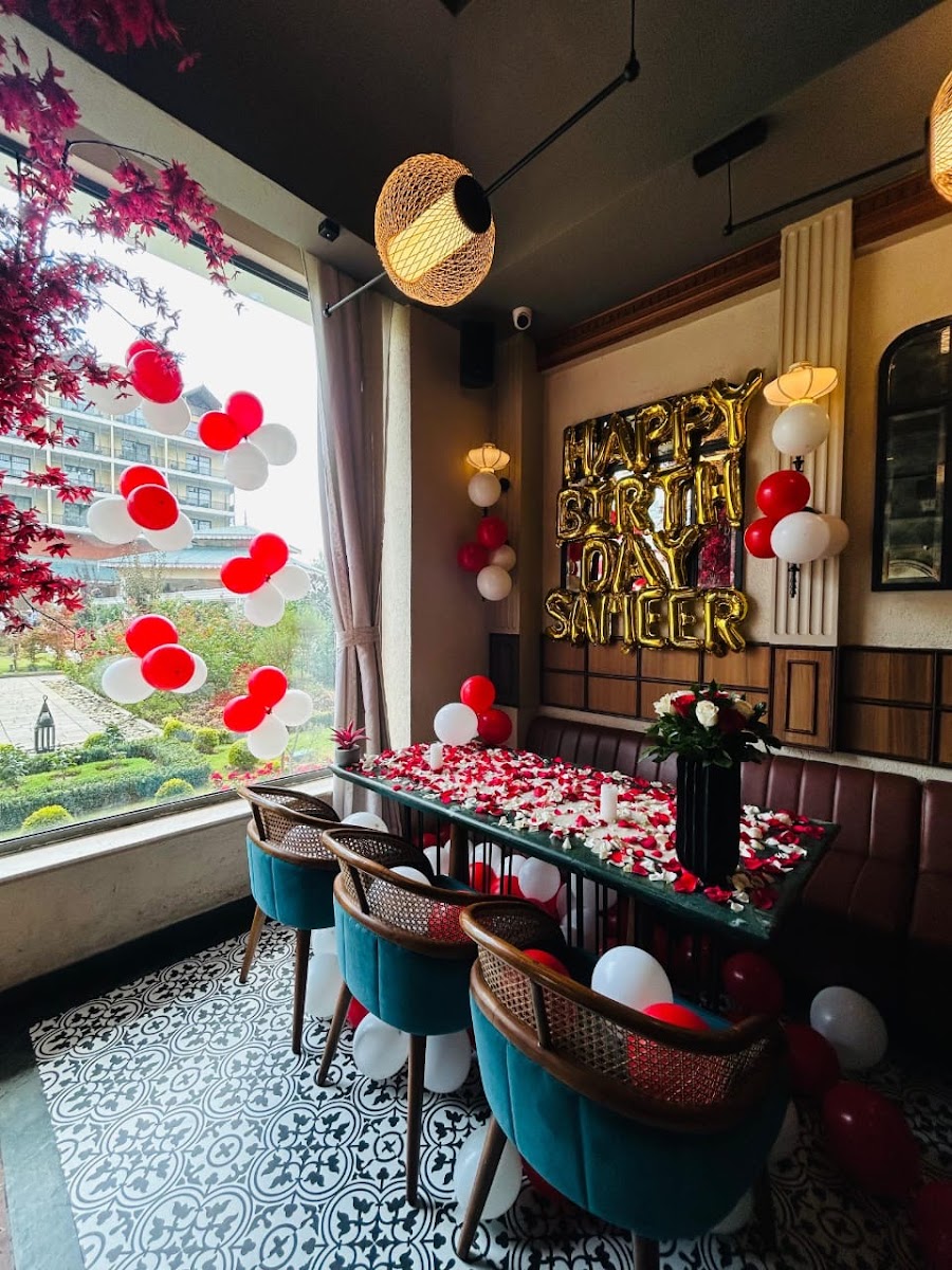 Noor Lounge (Multi cuisine Restaurant & Bakery) - Photo 2