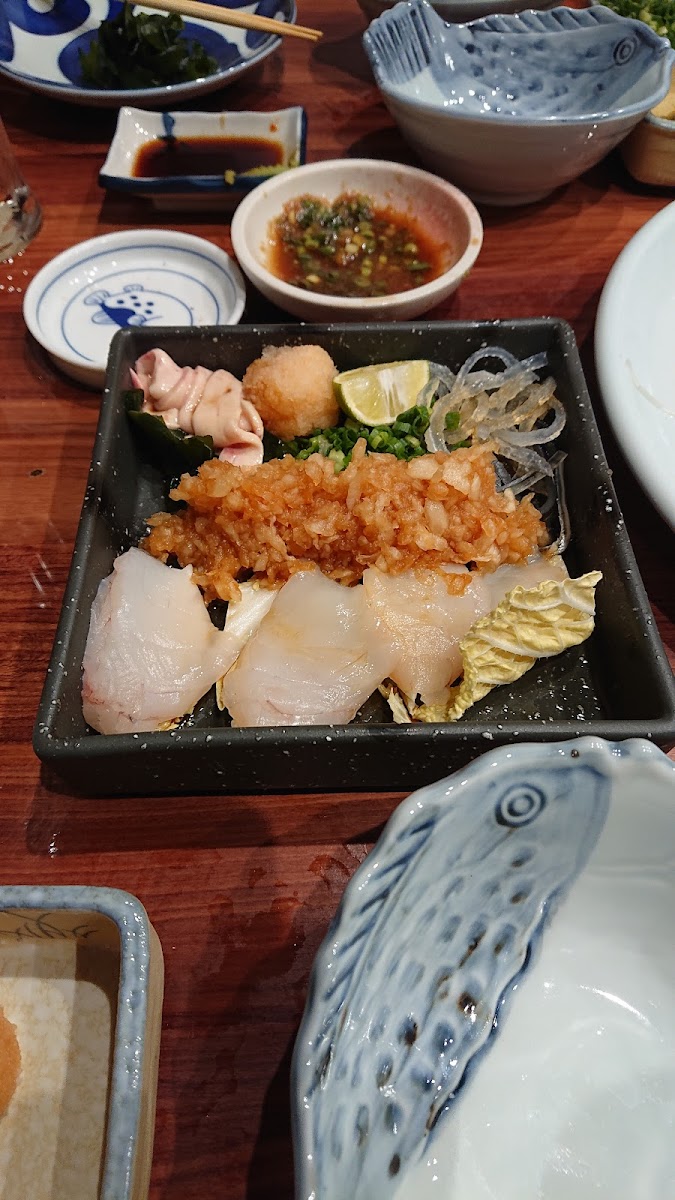 FUGUCHIN Fugu & Crab Restaurant Shinsaibashi - Photo 9