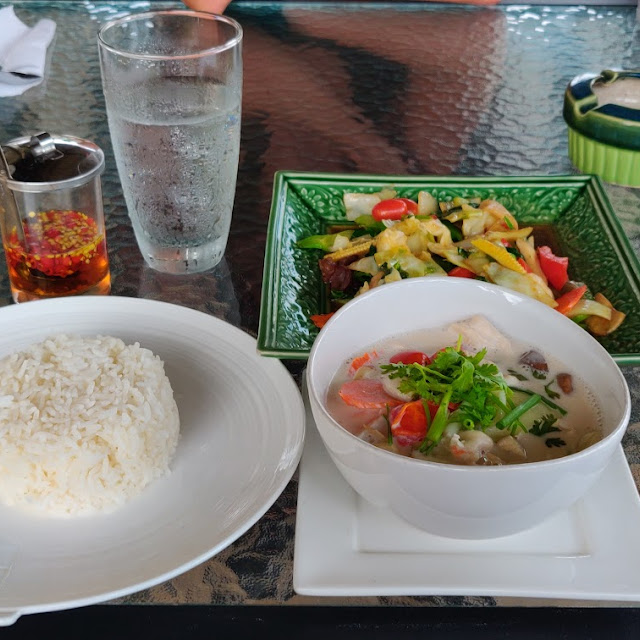 Cashew Chicken