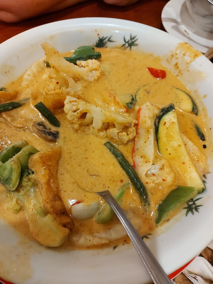 Diamond Kitchen Asian Cuisine - Photo 4