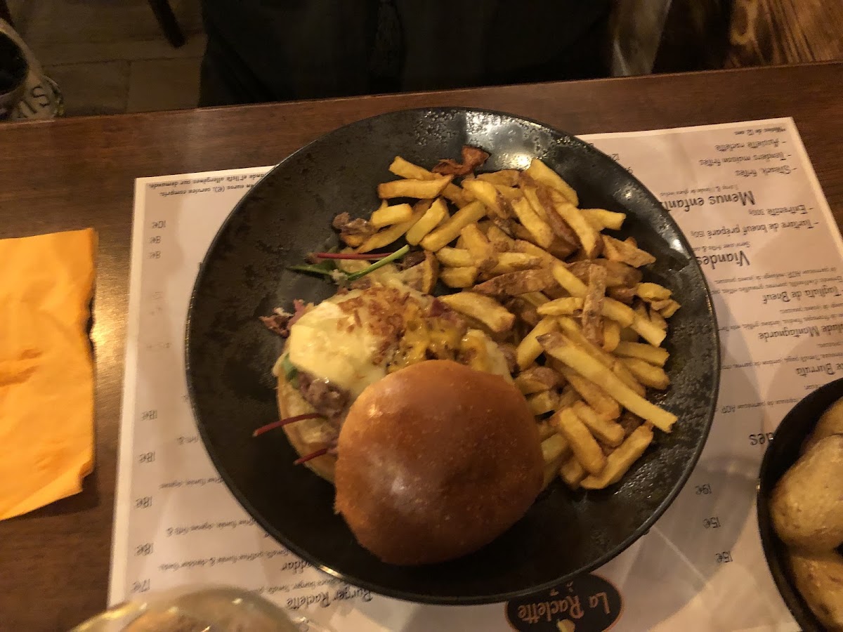 Restaurant La Raclette a Jo - Photo 9