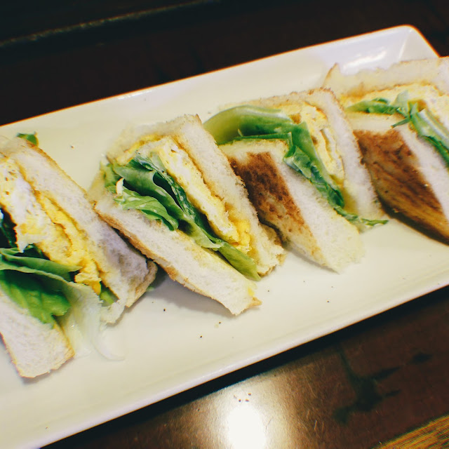 Toasted Sandwich with Egg Omlet