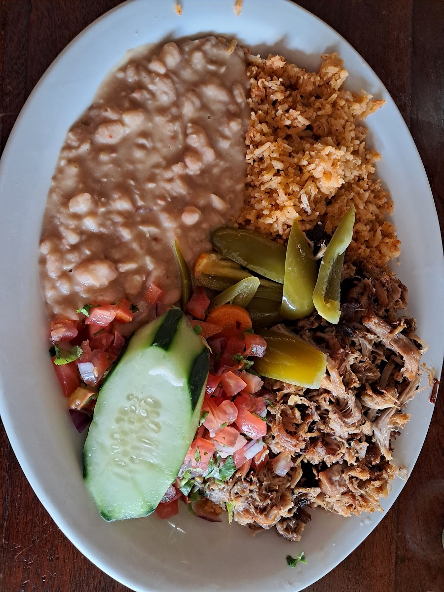 LOS DOS POTRILLOS BAR AND GRILL - Photo 5