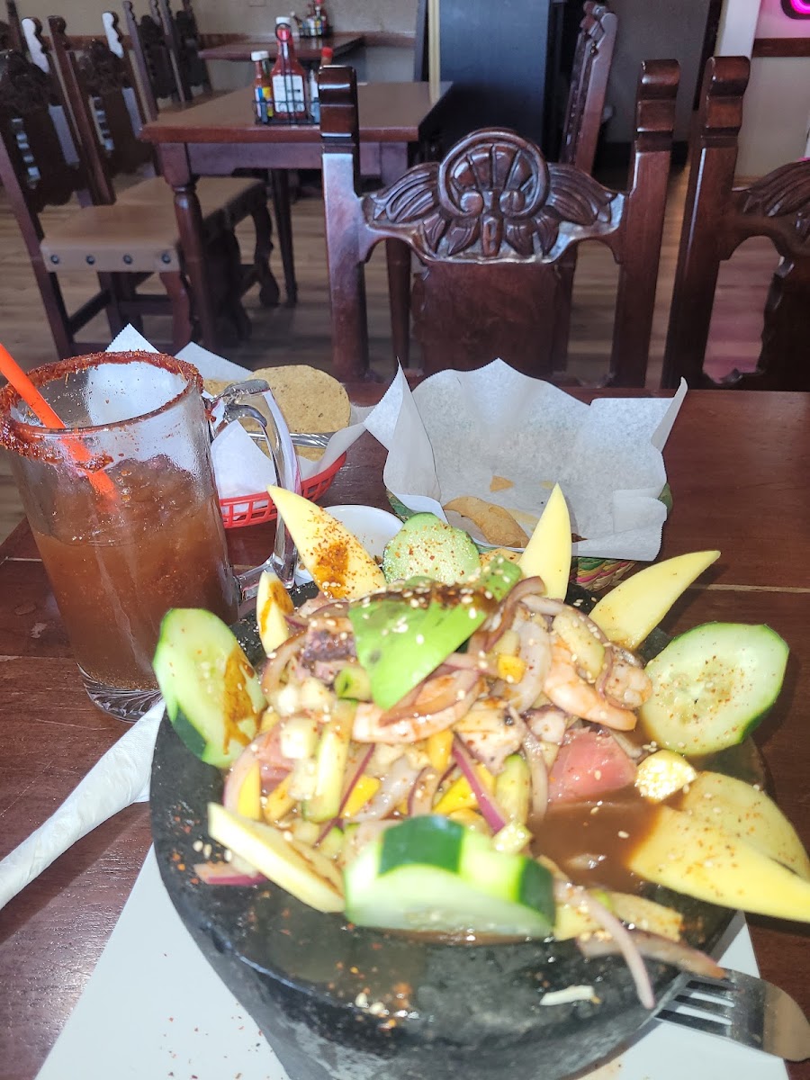 LOS DOS POTRILLOS BAR AND GRILL - Photo 7