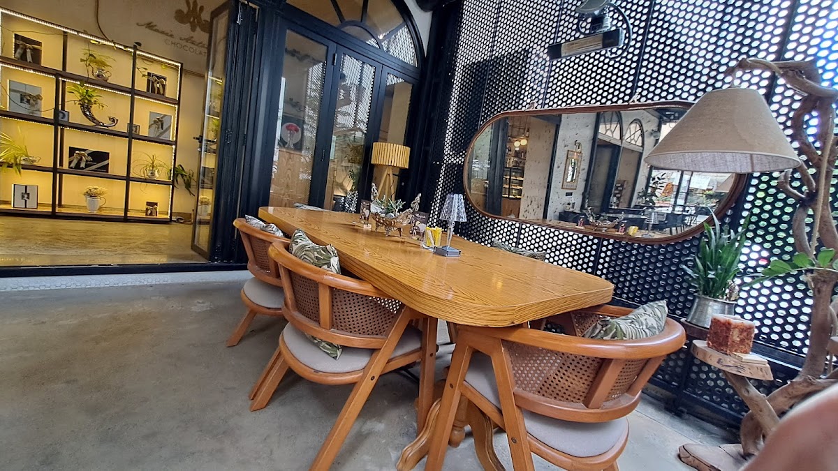 Les Câlins Compagnie de Café