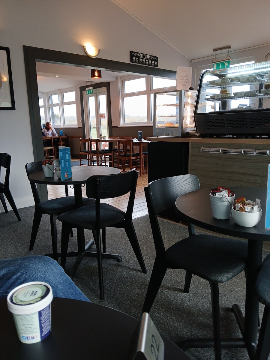 Hangar 9 Cafe