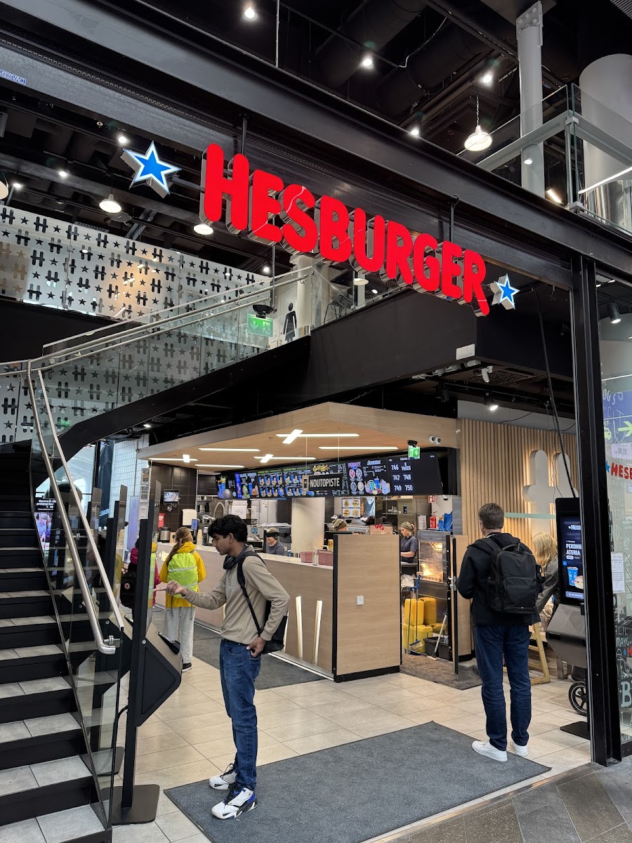 Hesburger Pasila Tripla - Photo 1