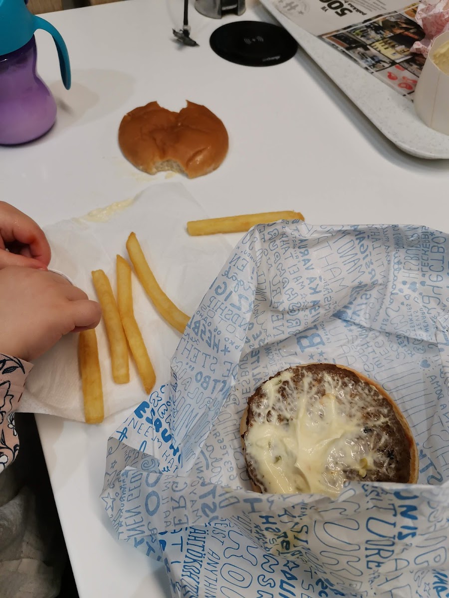 Hesburger Pasila Tripla - Photo 6