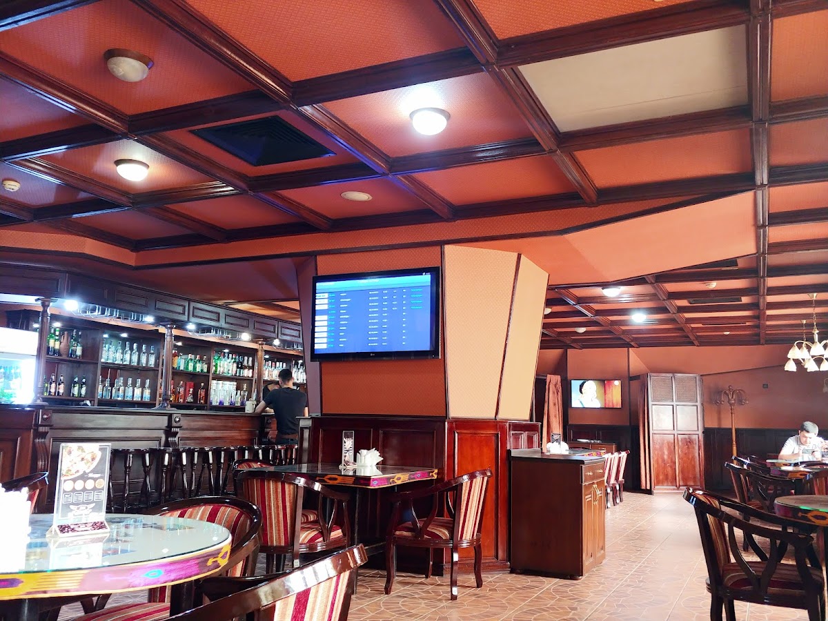 Jum Airport - Photo 2