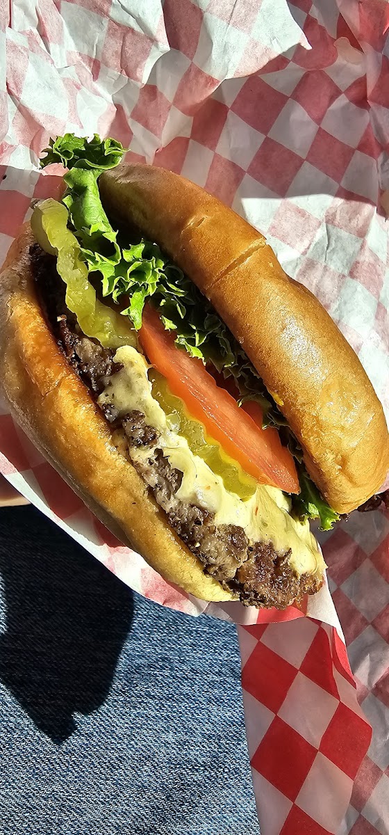 Jessi's Burgers - Photo 4