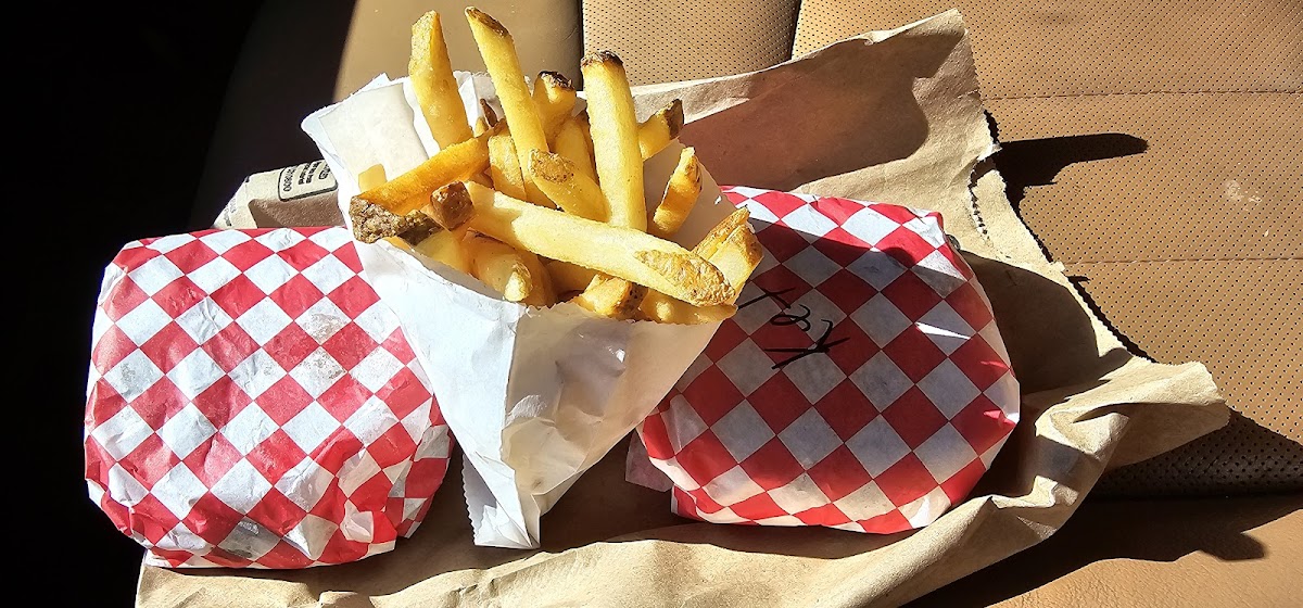 Jessi's Burgers - Photo 5