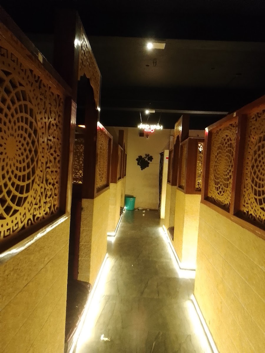 Berakaas Family Mandi Restaurant - Photo 3