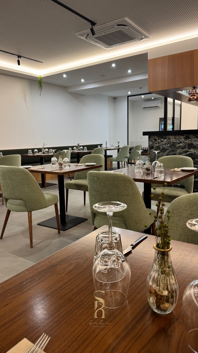 Sem Rumo Restaurant