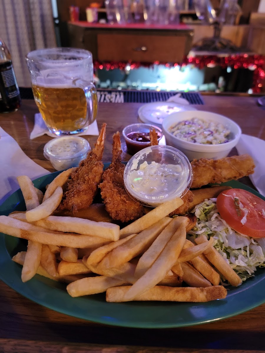 Tiny's Family Restaurant - Photo 1