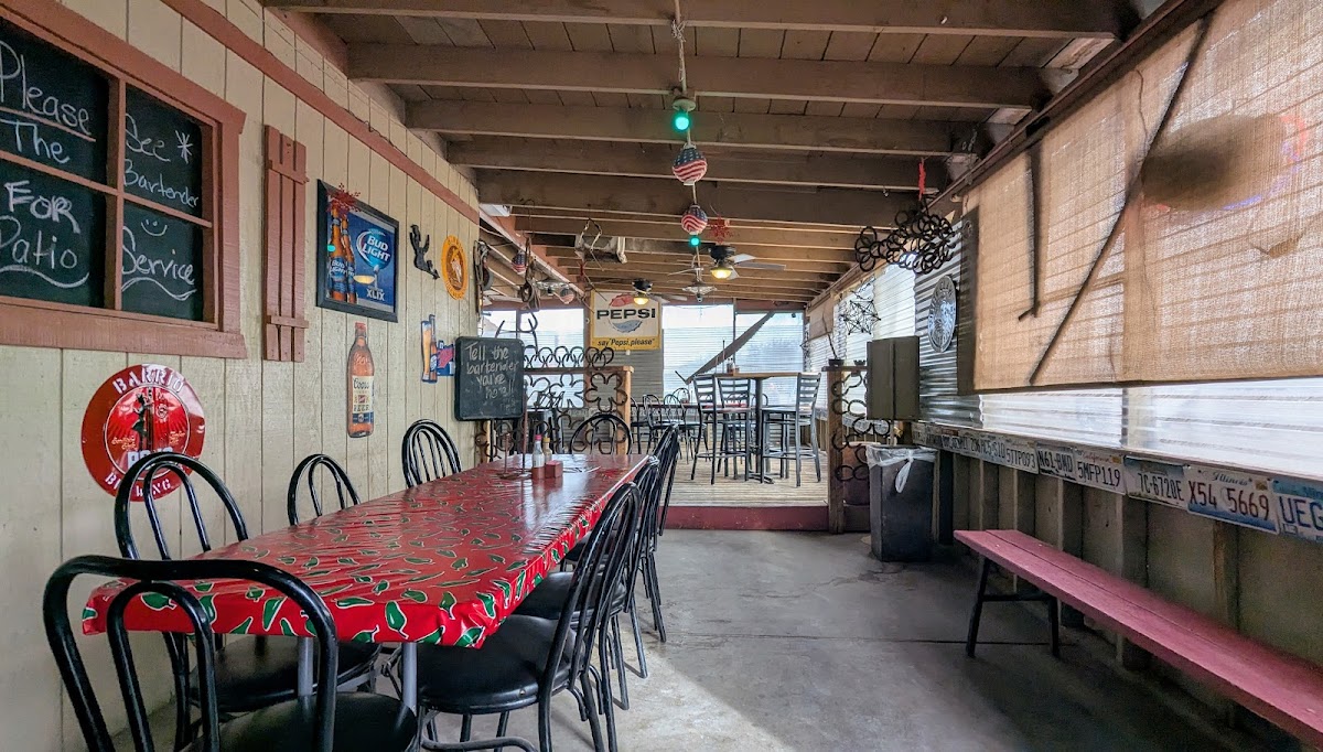 Tiny's Family Restaurant - Photo 2