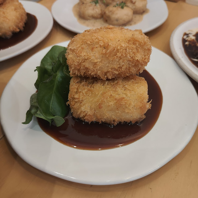 クリームコロッケ
