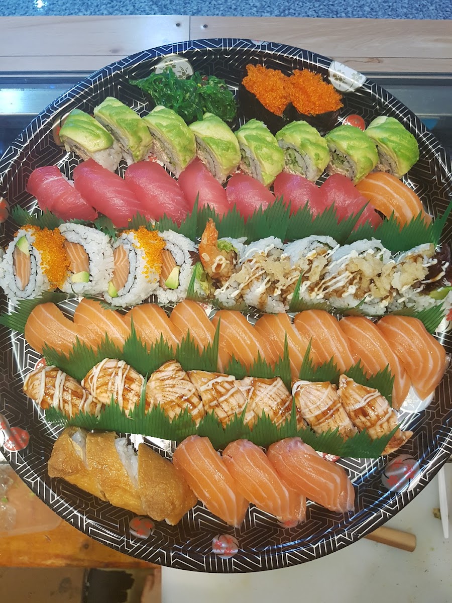 Momoyama - Photo 1