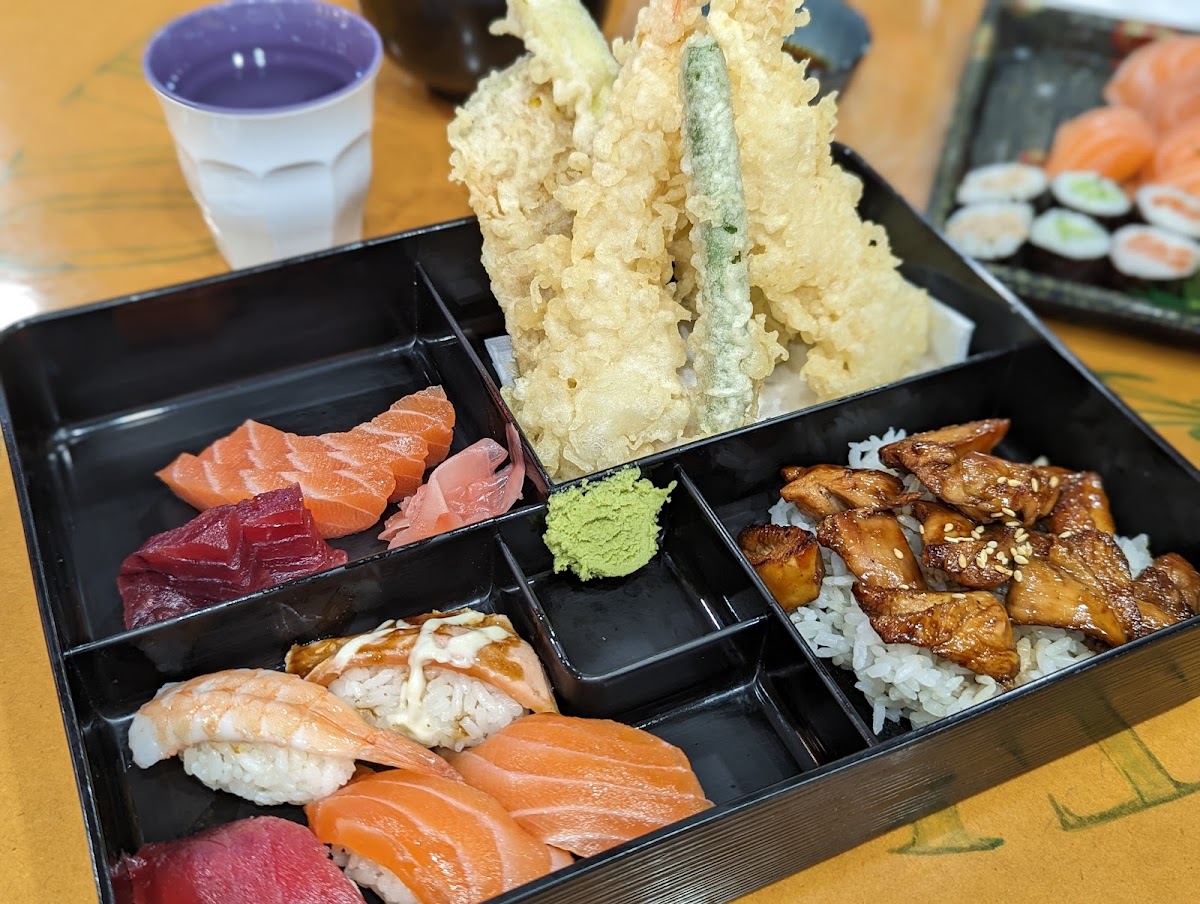 Momoyama - Photo 4