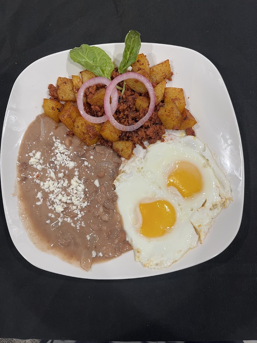 La Bodega Restaurant - Photo 2