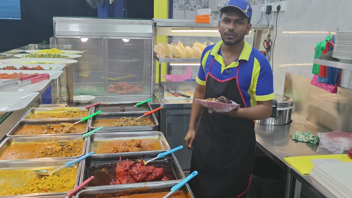 Nasi Kandar Mohideen - Photo 1