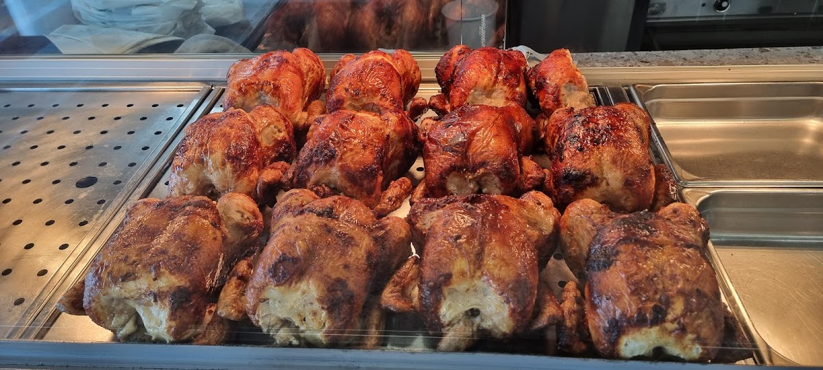 Echuca Charcoal Chicken - Photo 1