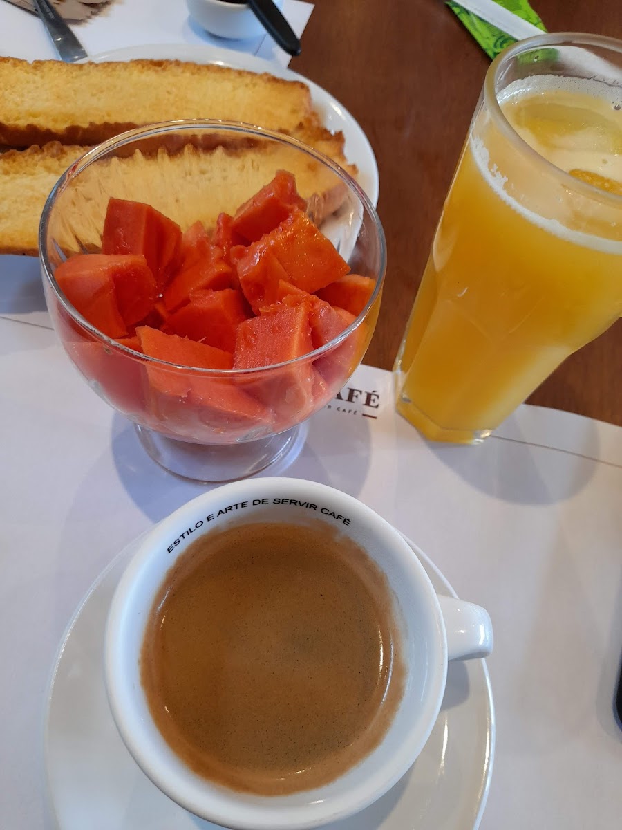 Fran's Café Palmas - Photo 7