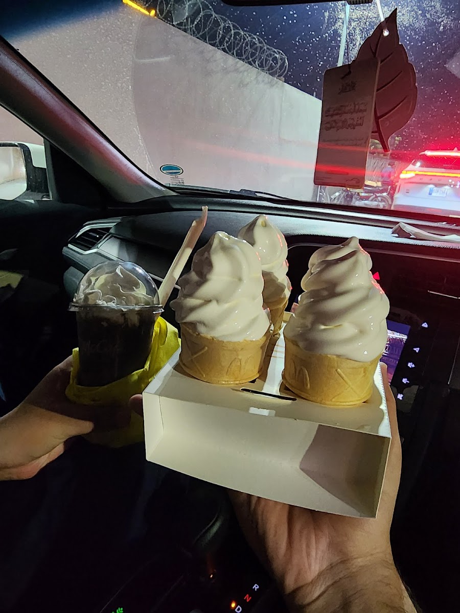 McDonald's Ring Road Hayatabad - Photo 8