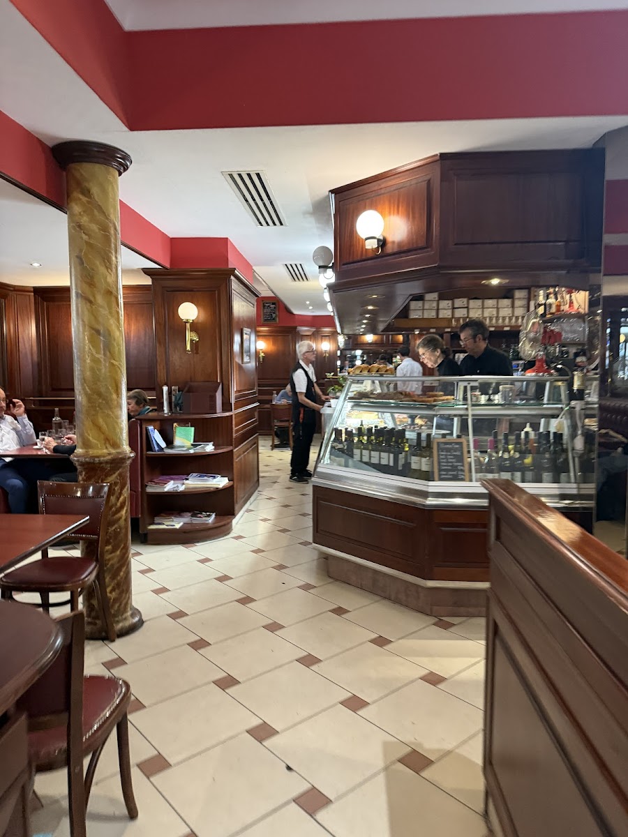 Le Michel - Café - Brasserie - Photo 2