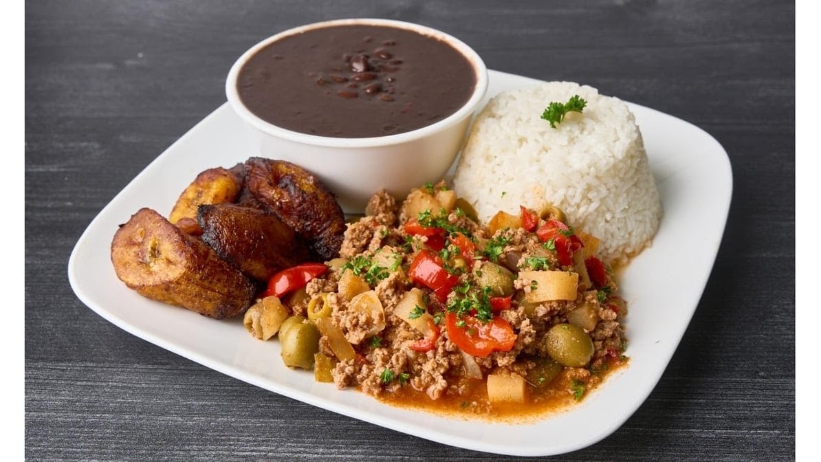 Latin Doral - Photo 1