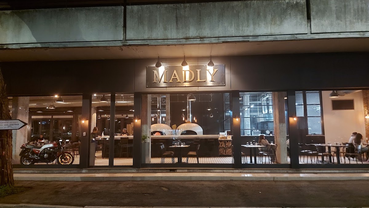 MADLY LA PIZZERIA