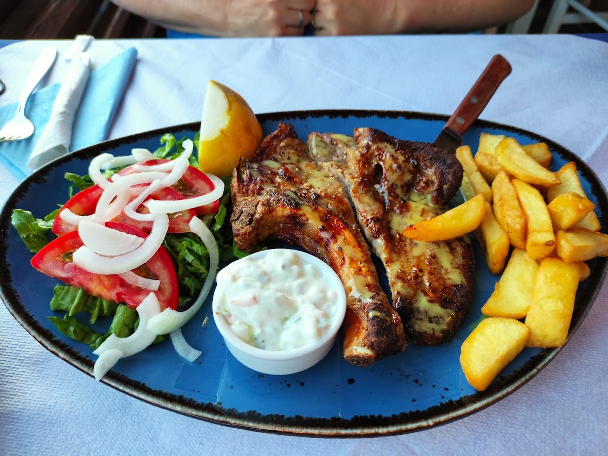 Syrtaki Taverne - Photo 9