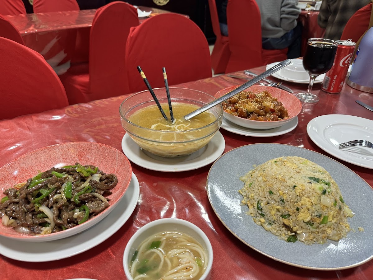 Da Fang Chinese restaurant 大方中餐厅 - Photo 4