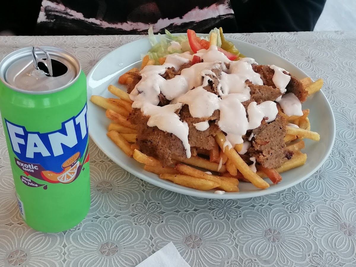 Hassan Pizzeria - Photo 2