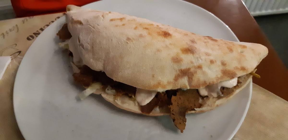 Hassan Pizzeria - Photo 8