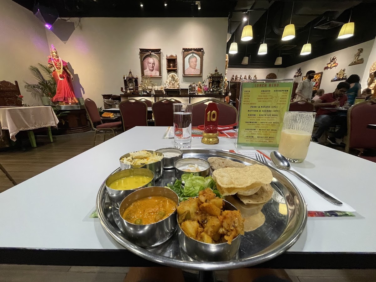 Annalakshmi Restaurant - Photo 2