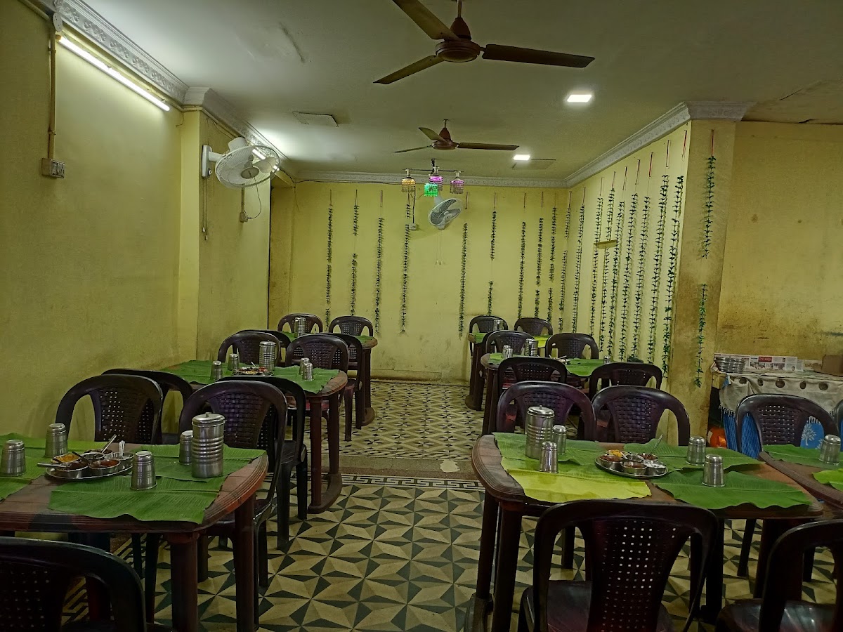 Sri Krishna Mess-Pure Veg - Photo 3