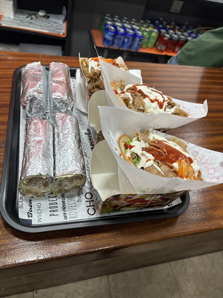 ESTAMBUL DONER KEBAB - Photo 2