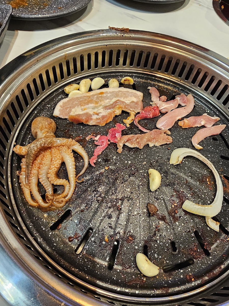 IPOT Hot Pot, BBQ & Sushi - Photo 7