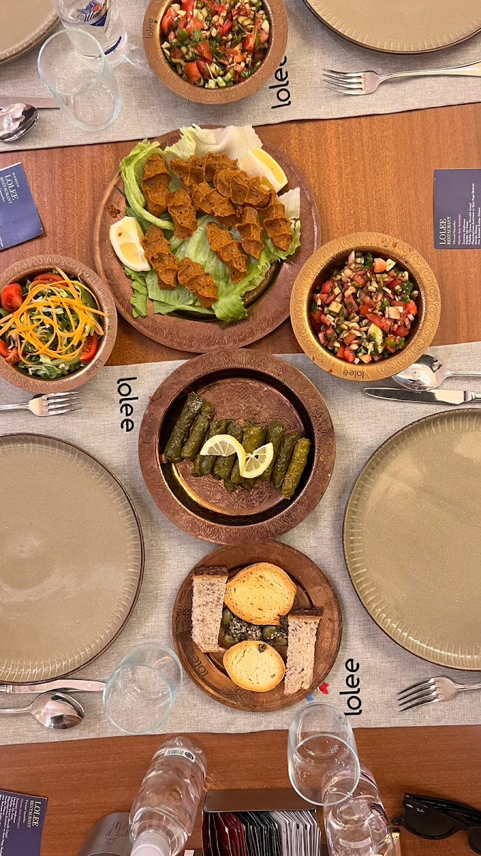 Lolee restaurant & patisserie - Photo 4