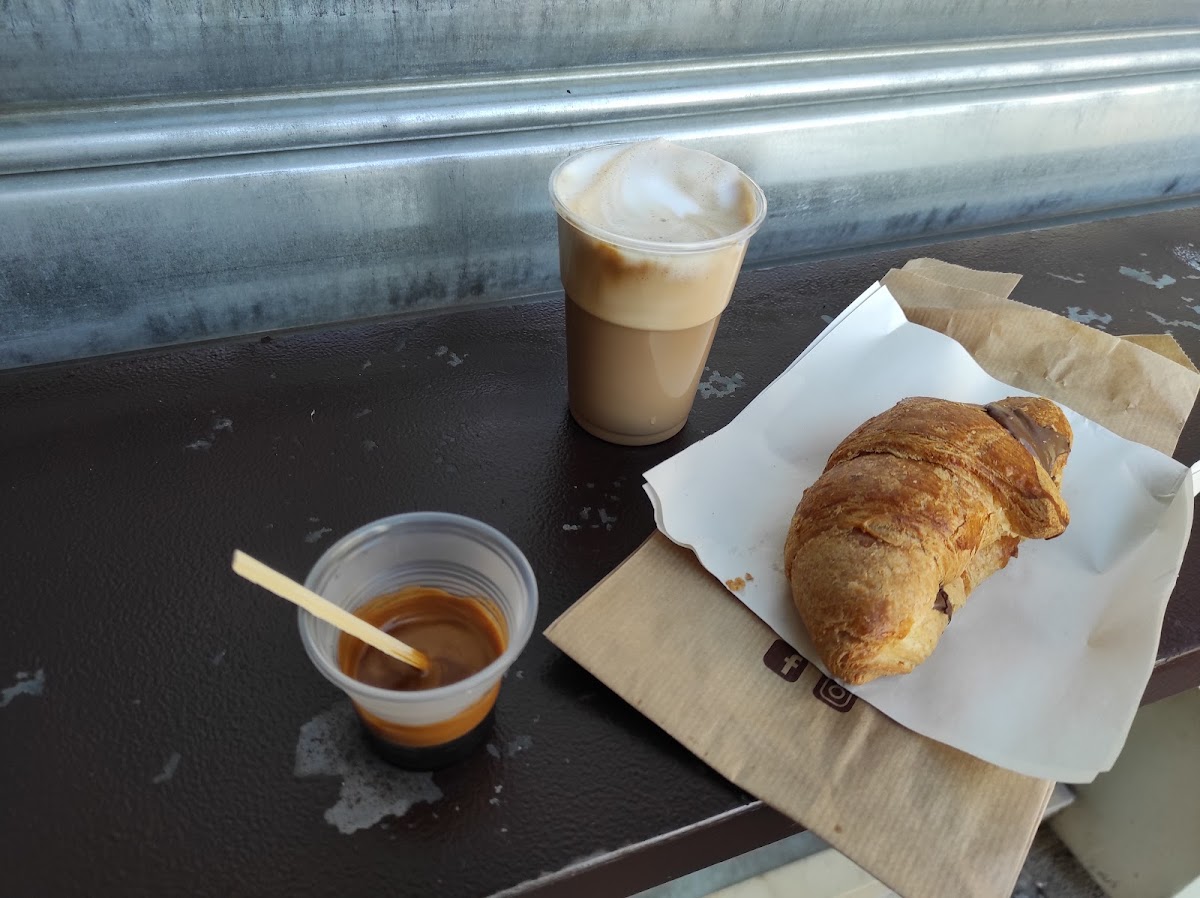 Caffetteria GARIBALDI - Photo 4