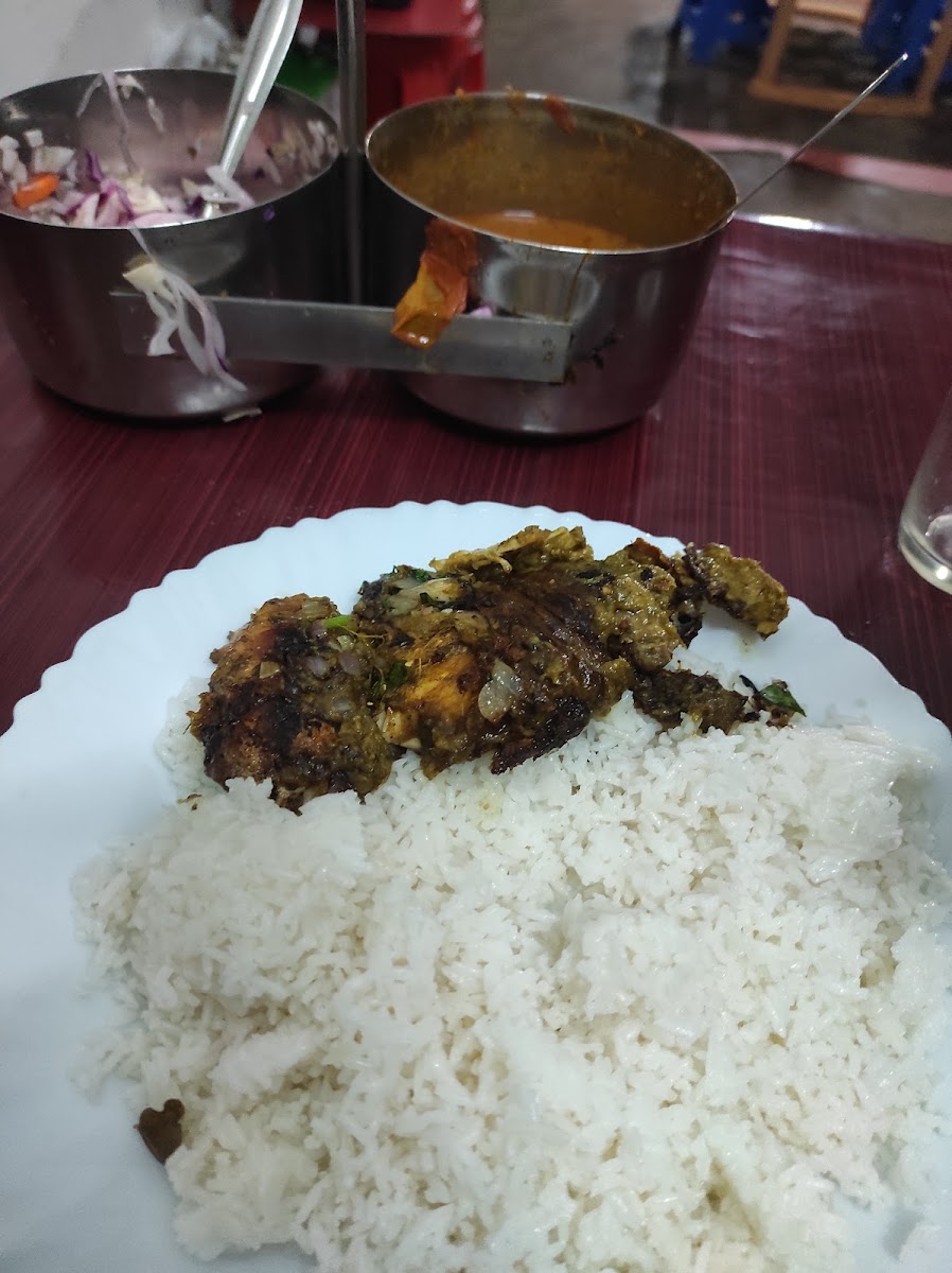 Unlimited Ghee Rice & Chicken - Photo 3
