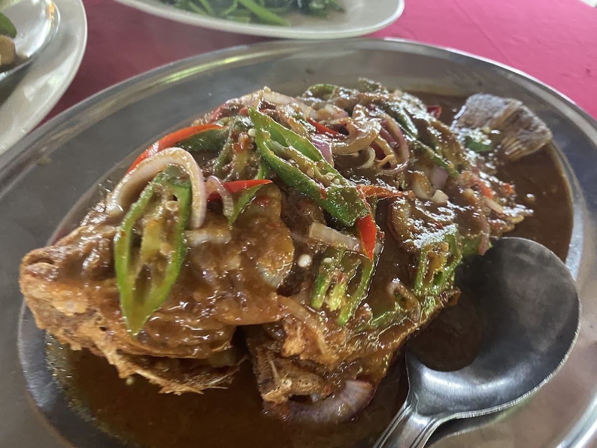 Restoran Broga - Photo 1