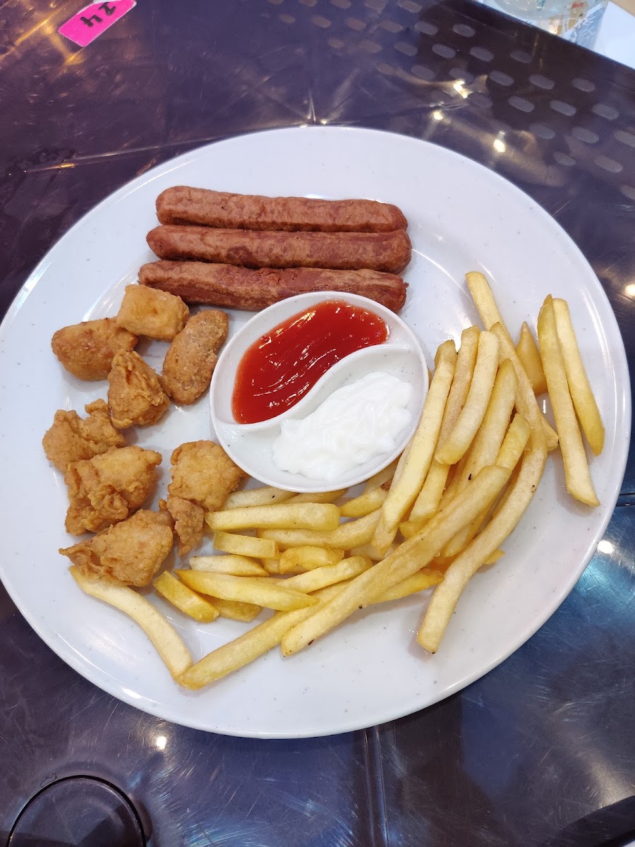 Alabasta Cafe Sungai Petani - Photo 8