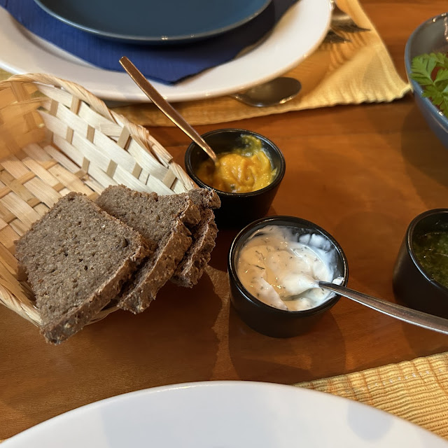 Bread Platter
